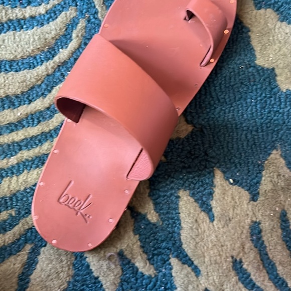 Beek Finch Sandals NWOT.size 7 - Picture 10 of 14